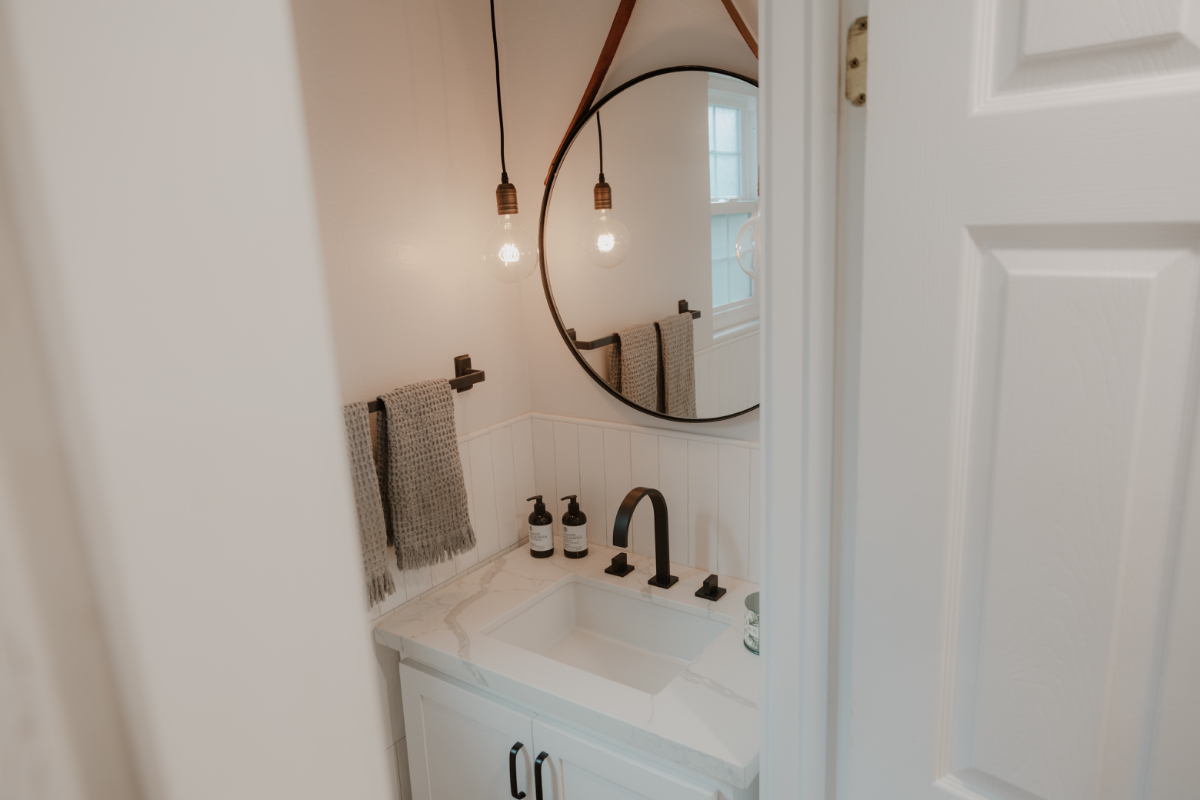 1 bedroom townhome in gated community - Photo 3