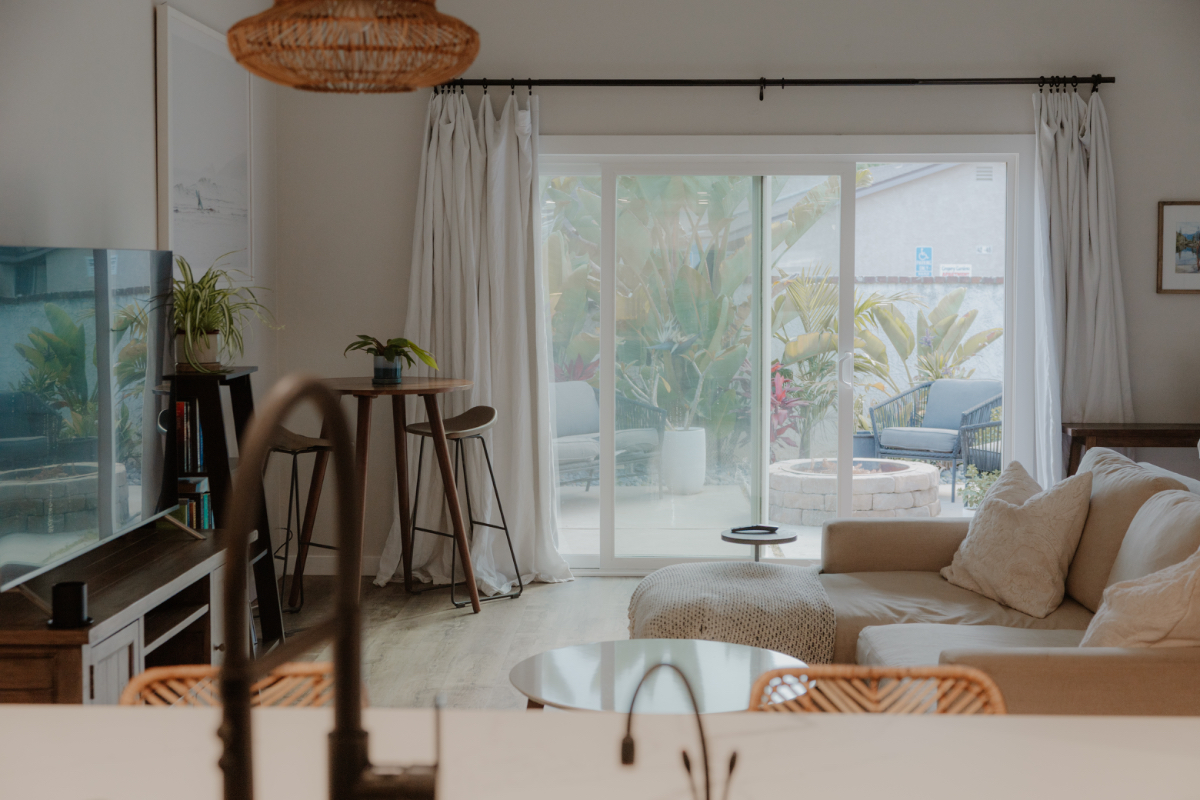1 bedroom townhome in gated community - Photo 1