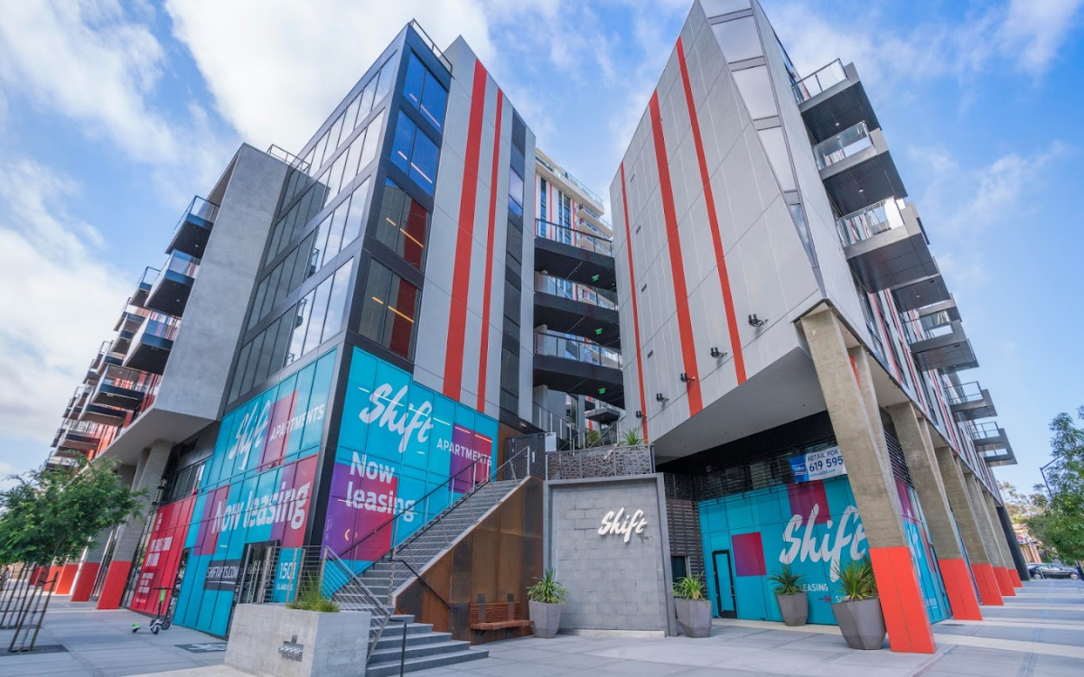 Shift Apartments 1002