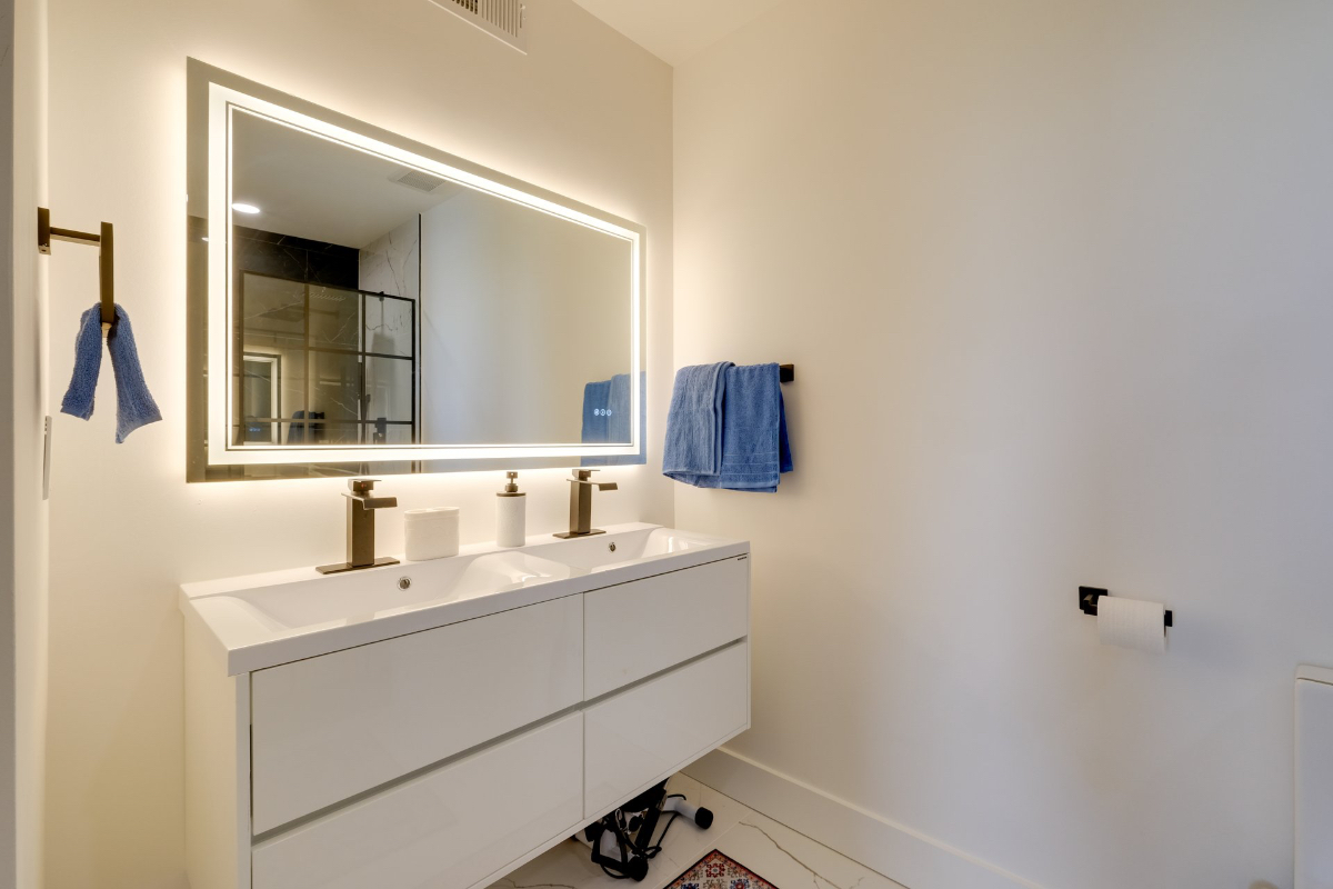 Modern Beautiful furnished room, each room has own bathrooms - Photo 9