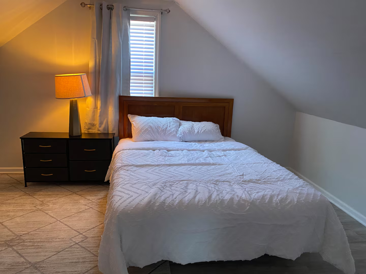 Cozy Comfort Meets Convenience--Spacious 3BR Close to Everything - Photo 5