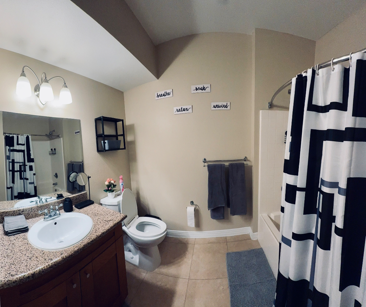 Modern 2 Bed/ 2Bath DTLA Apt with Parking - Photo 2