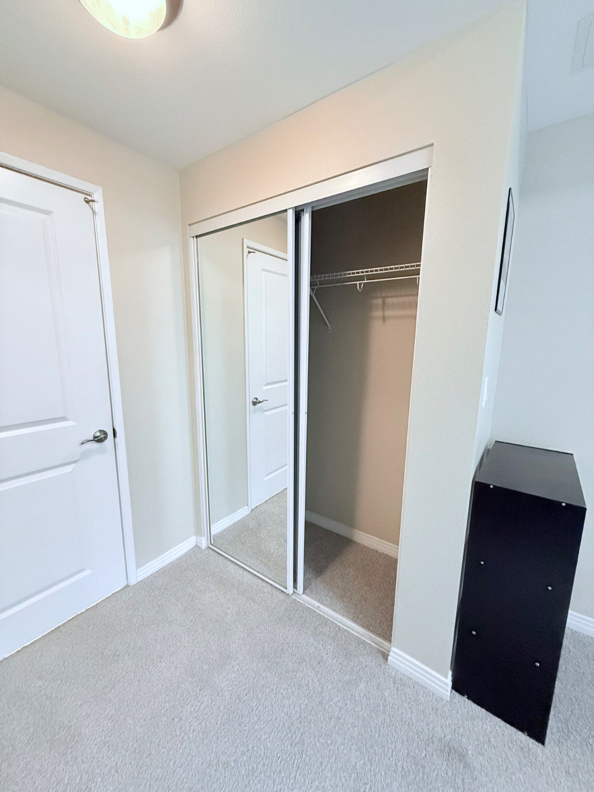 Modern 2 Bed/ 2Bath DTLA Apt with Parking - Photo 4