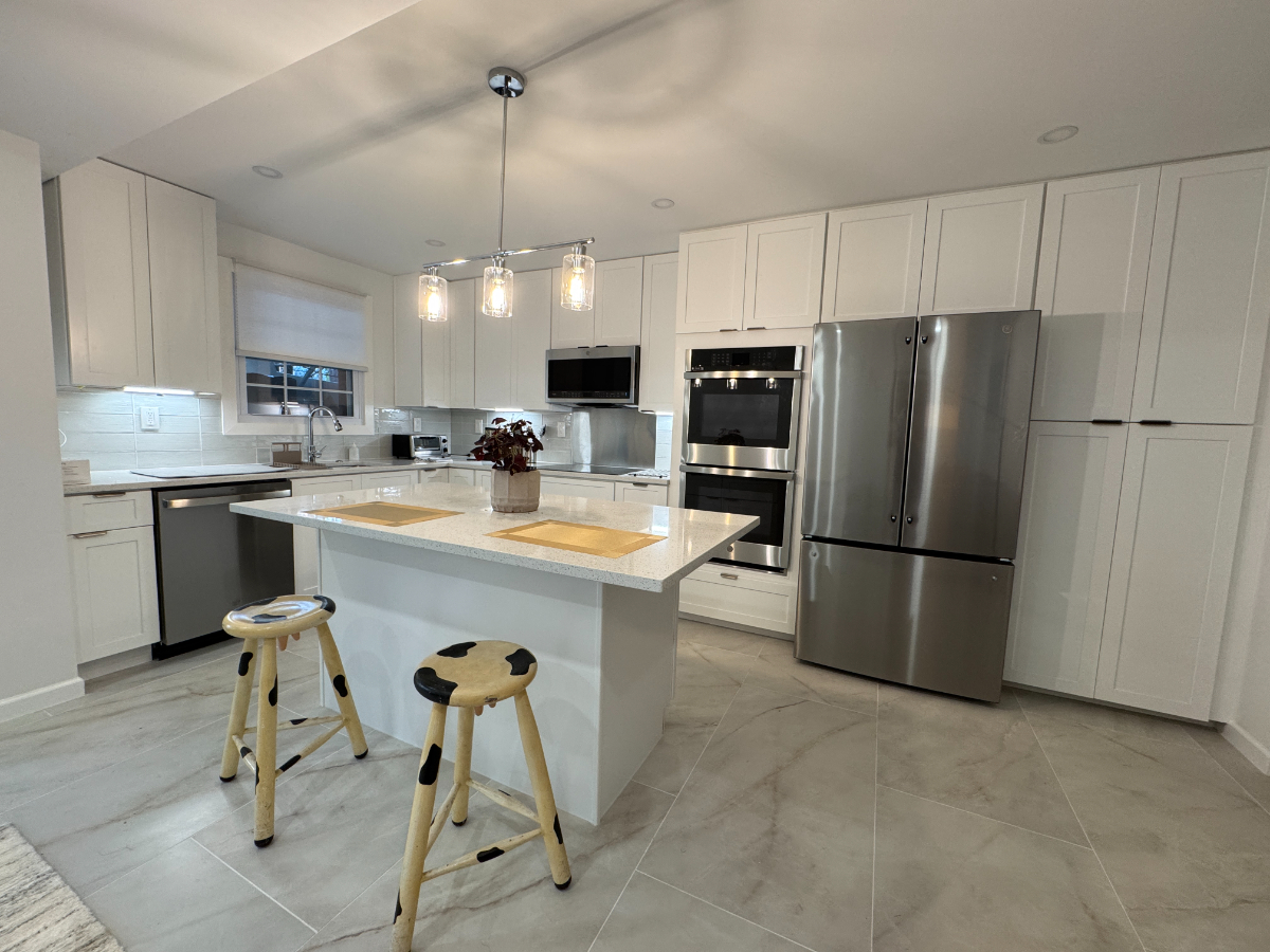Newly renovated large luxury 1 bedroom - Photo 5
