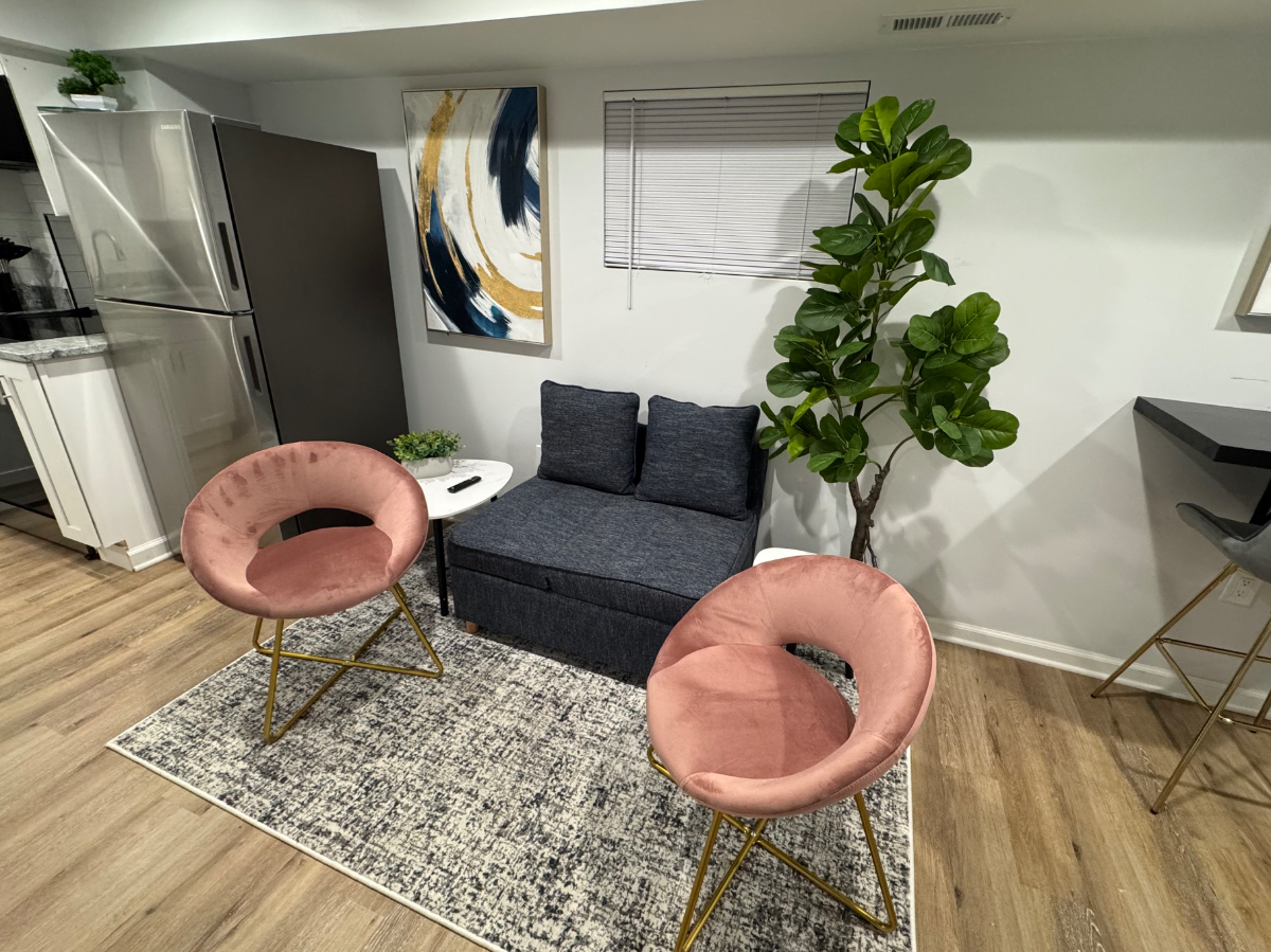 Modern Retreat in Deanwood - Newly Renovated (Available  July 7, 2025) - Photo 2