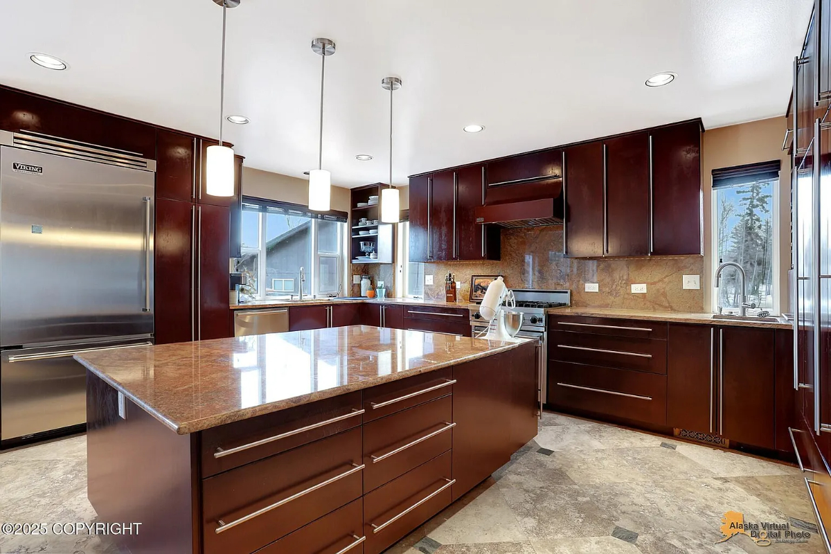 Relaxed Lakefront Living on Mudd Lake--Spacious 3-Story Home - Photo 10