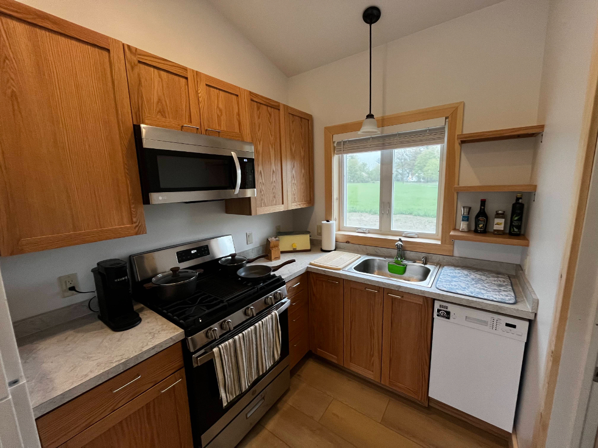 Studio Apartment in Brooktondale - Photo 2