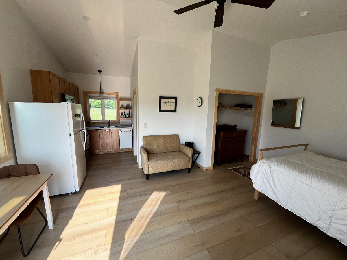 Studio Apartment in Brooktondale - Photo 5