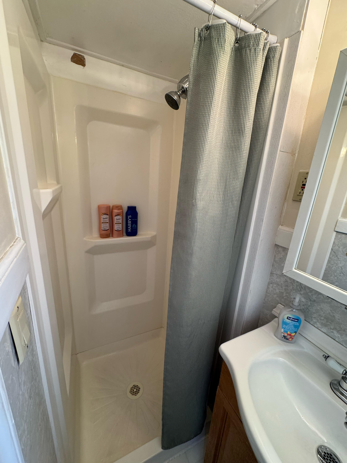 Cozy One Bedroom Apartment in Eastwood - Photo 7
