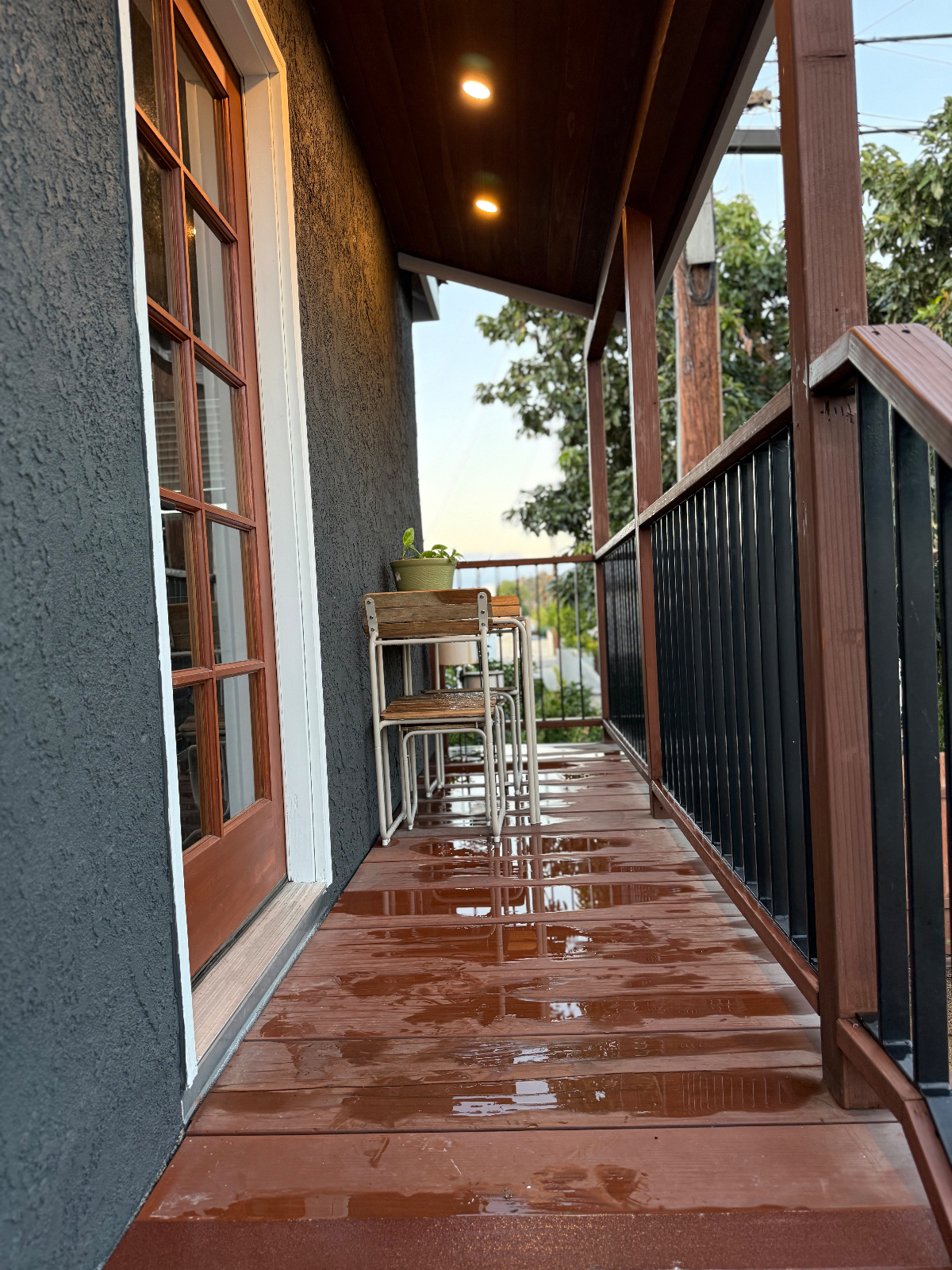 Bright & Modern 1-Bed Apartment Above Garage in Quiet, Gated Glassell Park Home - Conveniently Located - Photo 2