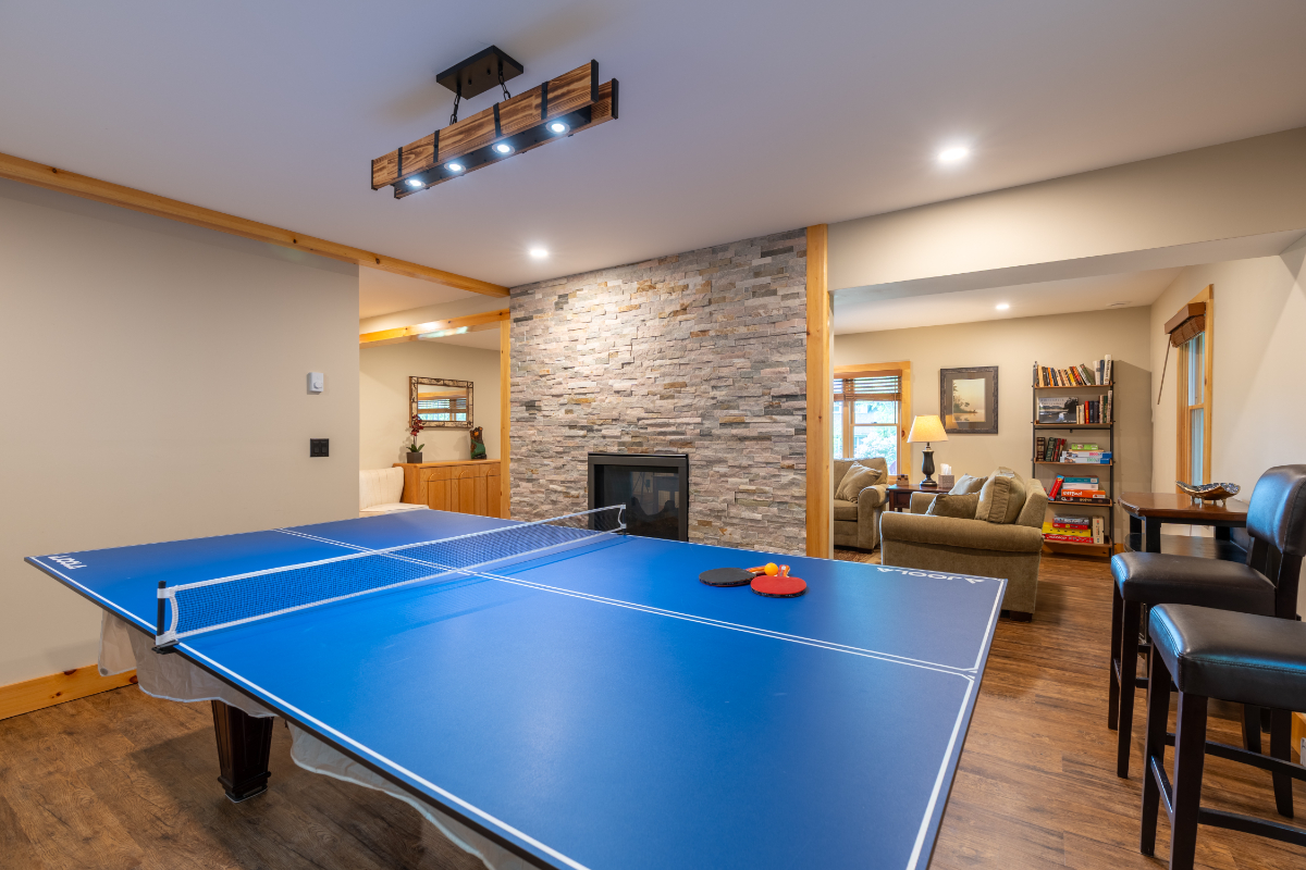 Village Retreat - 4 BR, Updated and Close to All - Photo 4