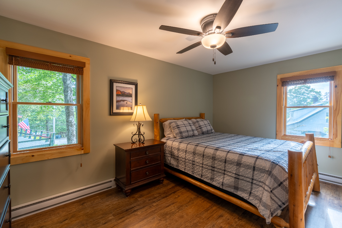 Village Retreat - 4 BR, Updated and Close to All - Photo 7