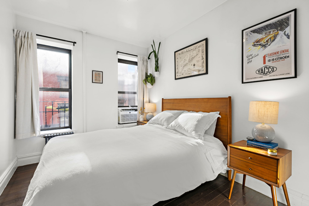 Charming 1BR on Perry St, NYC - Photo 5
