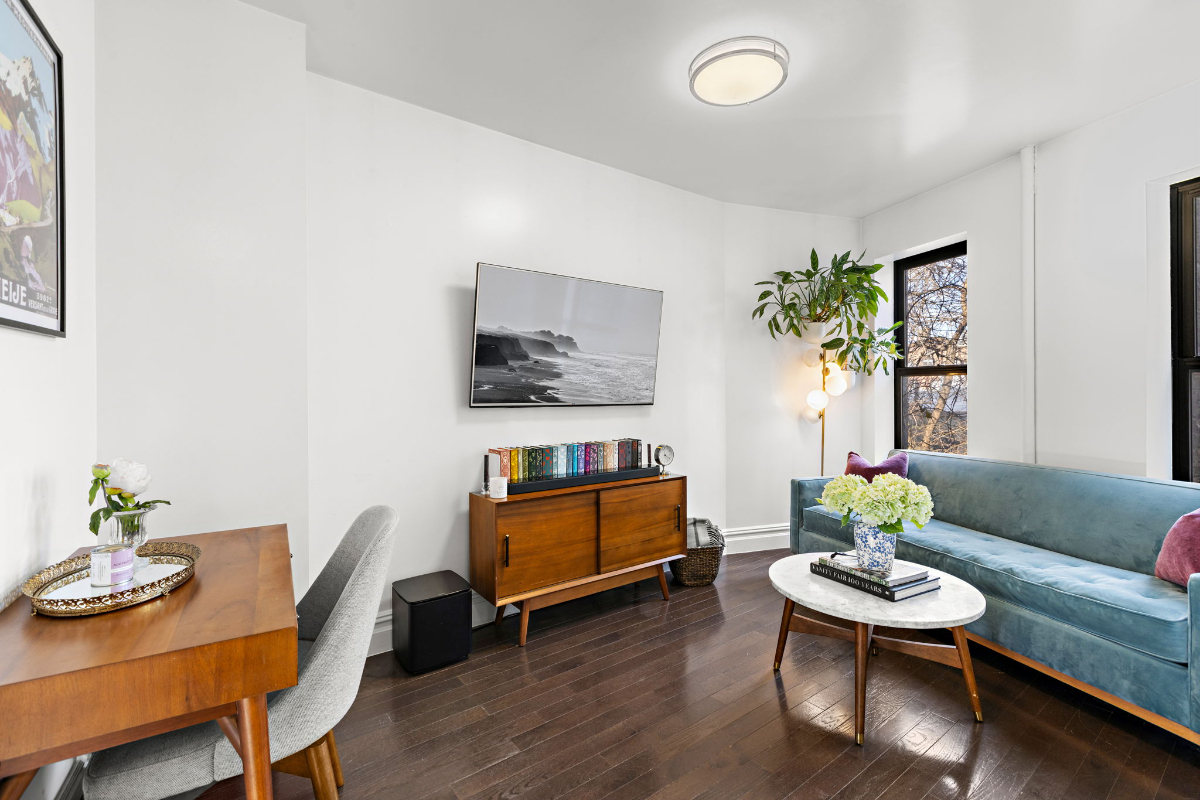 Charming 1BR on Perry St, NYC - Photo 3