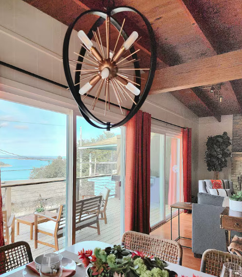 Hilltop Lakeview Romantic Gateaway - Photo 3