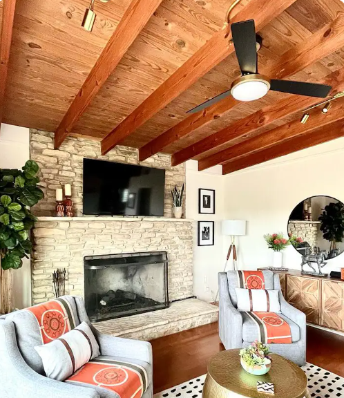 Hilltop Lakeview Romantic Gateaway - Photo 2