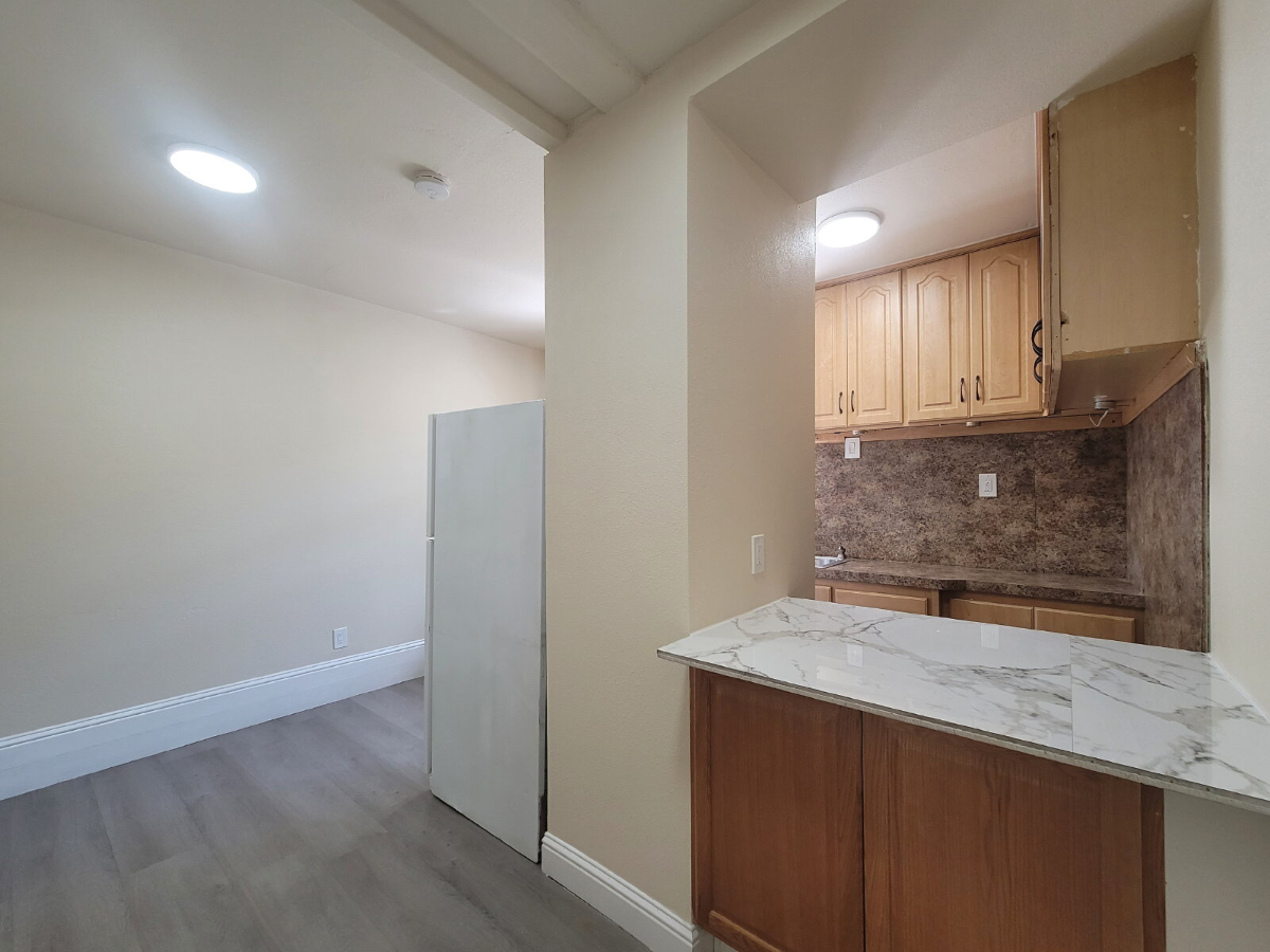 New Unit - Photo 4