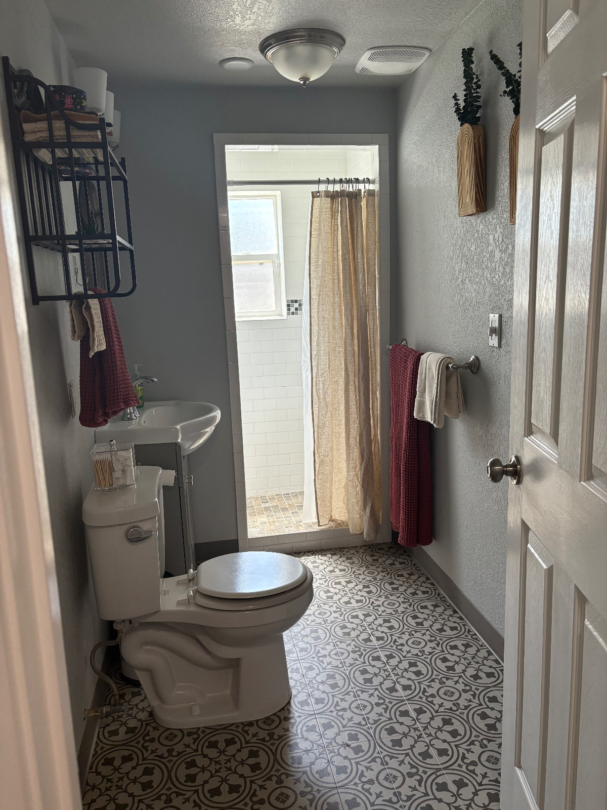 1 Bedroom Studio 2 miles from OIT