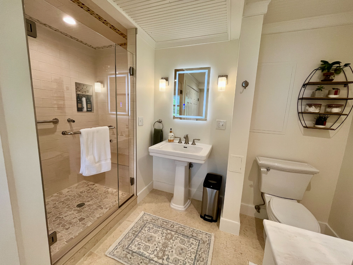 Spacious One Bedroom - Photo 4