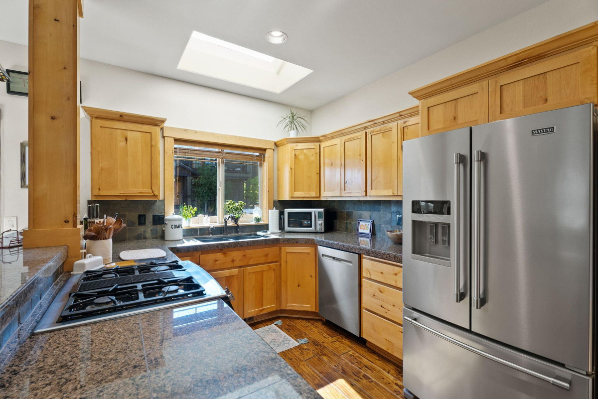 Craftsman home perfectly located near Old Mill - Photo 5