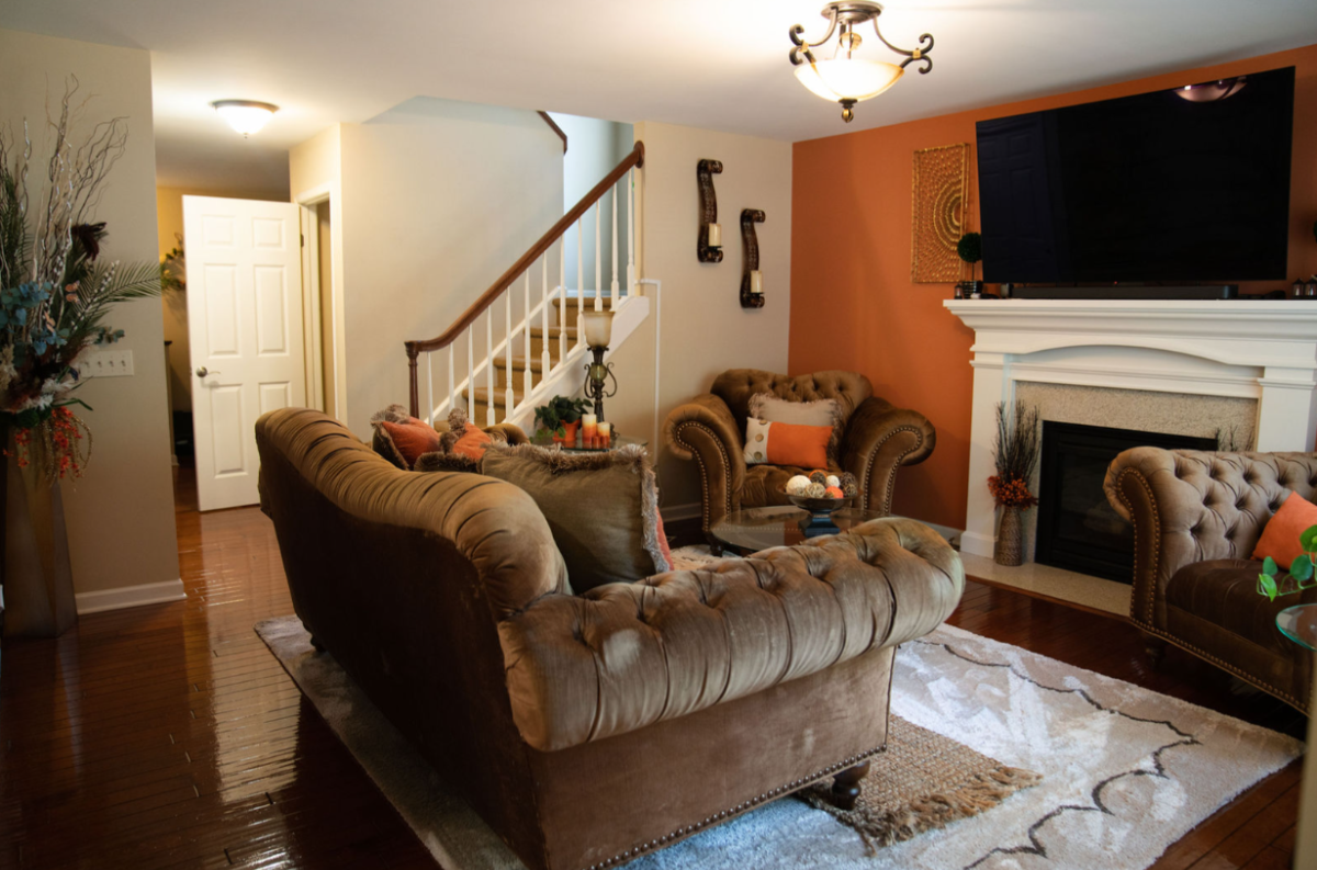 Stunning  3-Bed Home with Prime Amenities and Great location - Near Hospitals - Photo 4