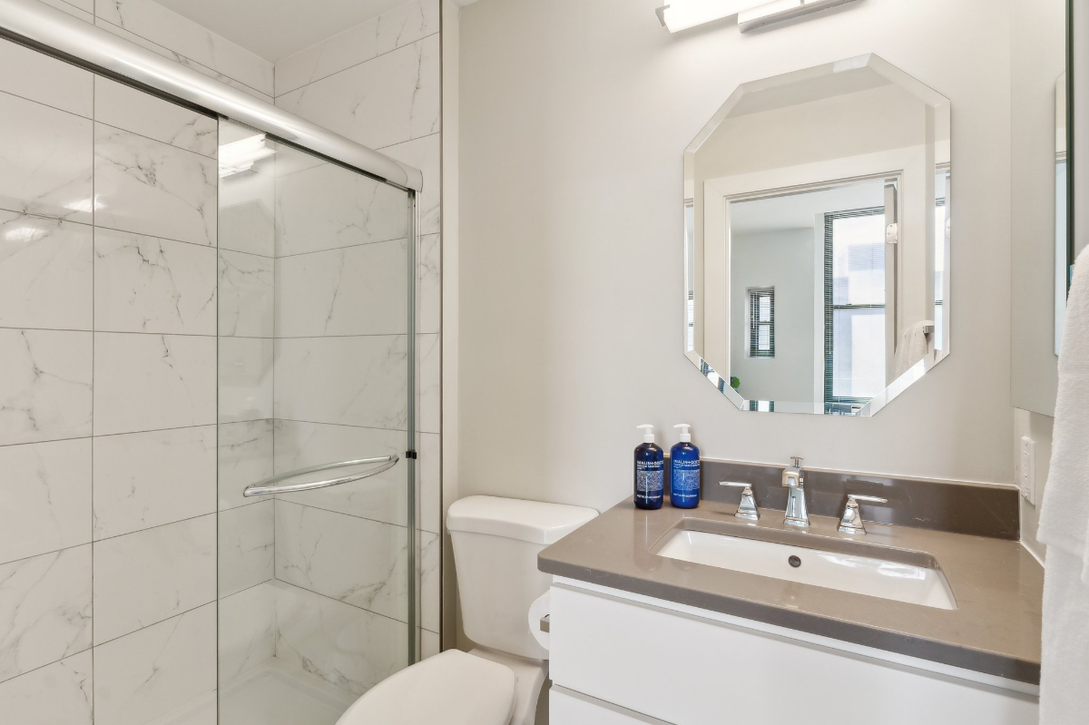 Placemakr Downtown Pittsburgh - Studio to 1 bedroom fully furnished units with Wi-Fi and utilities s - Photo 9