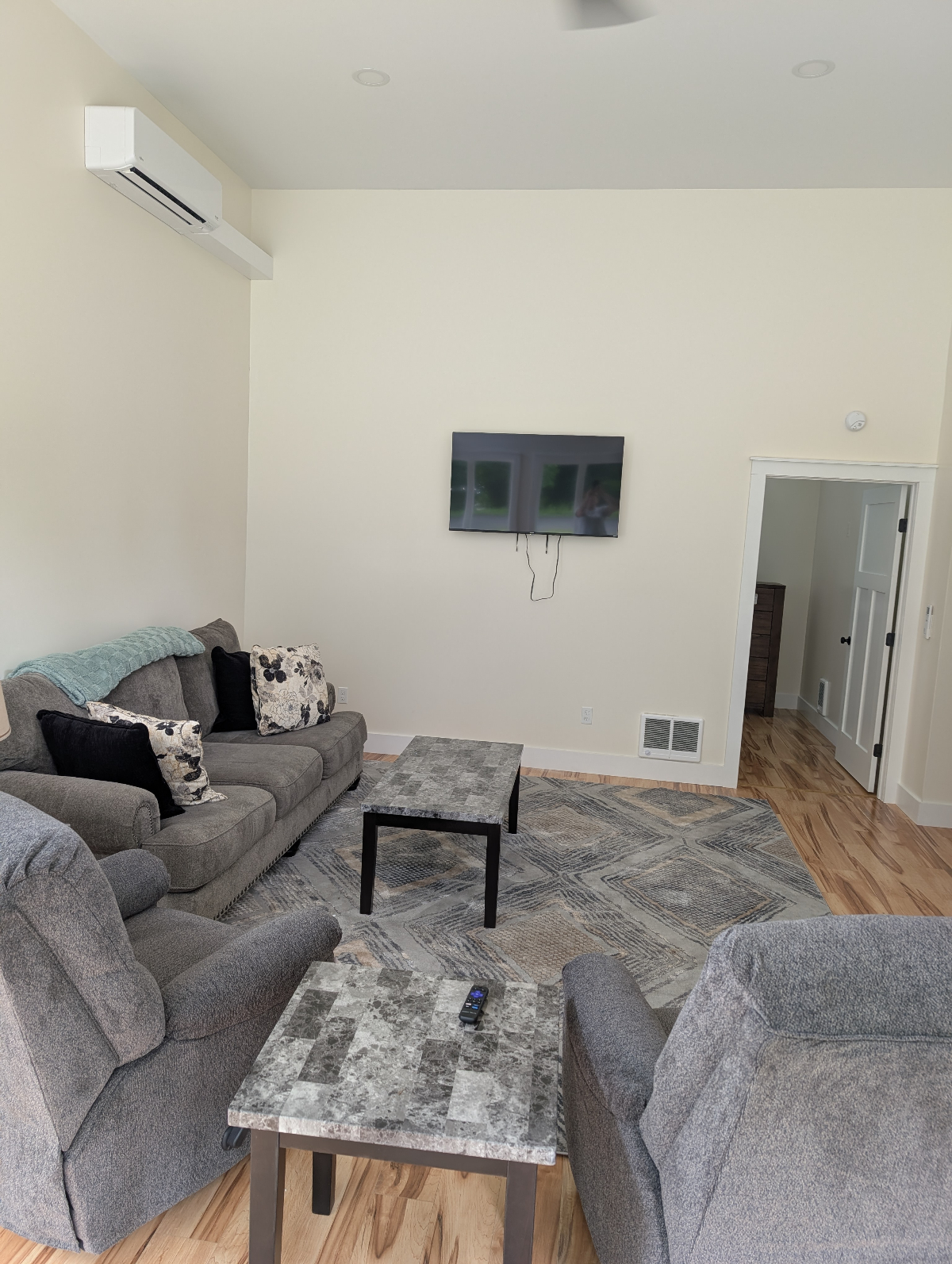 Meeker Ave Property - Photo 5