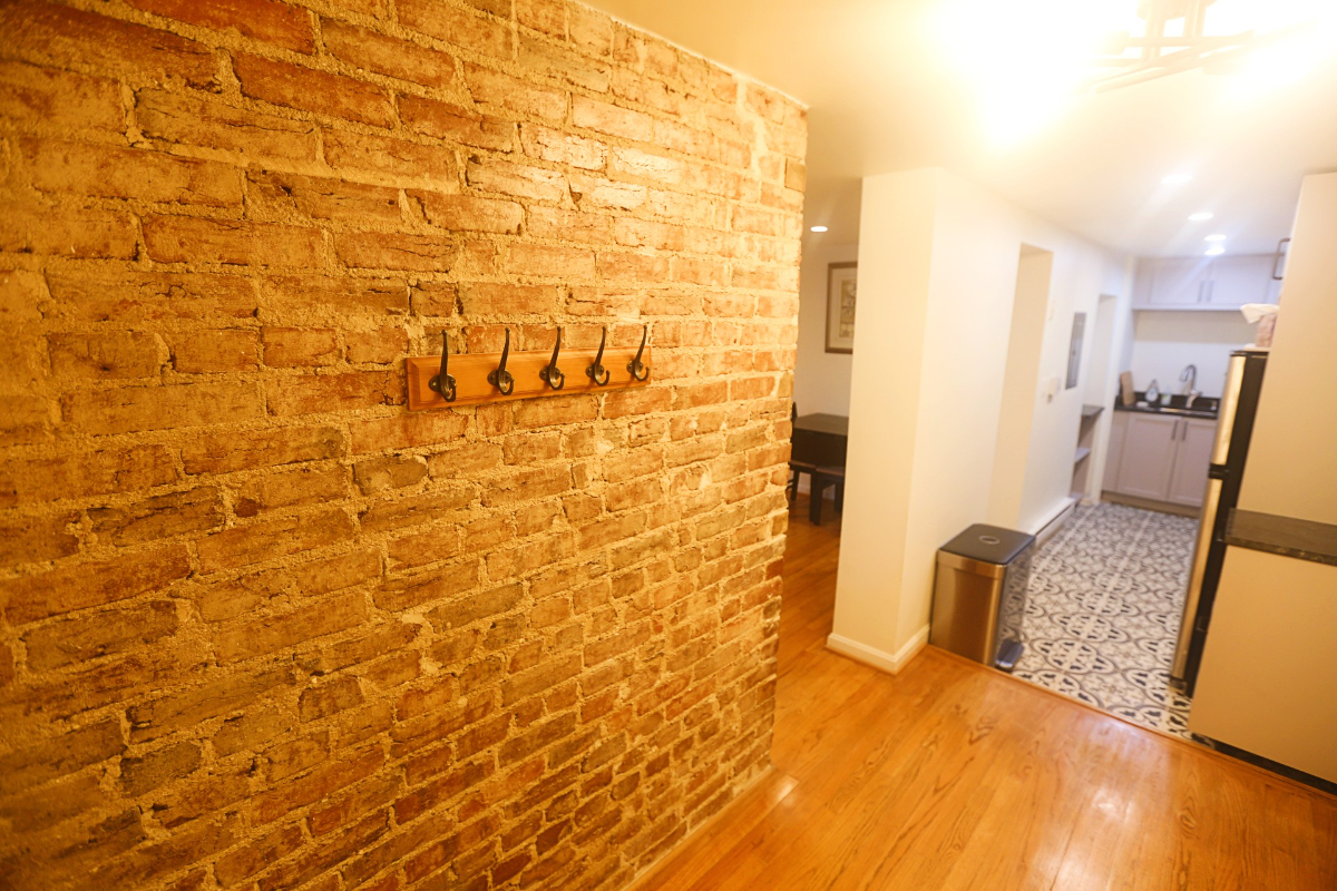Logan/Dupont Circle Well Furnished Apartment, Pet Friendly - Photo 2