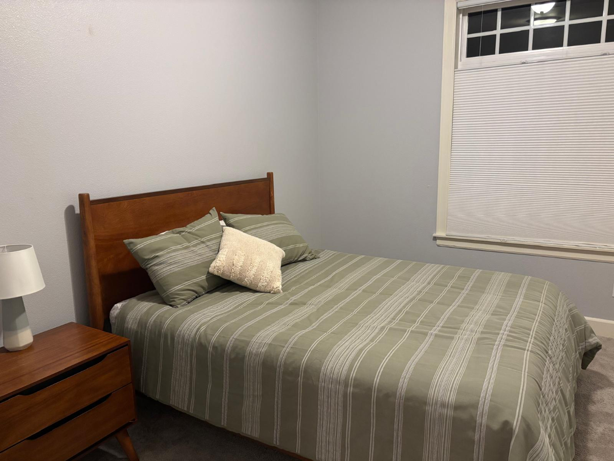 Bend Townhome - Photo 4