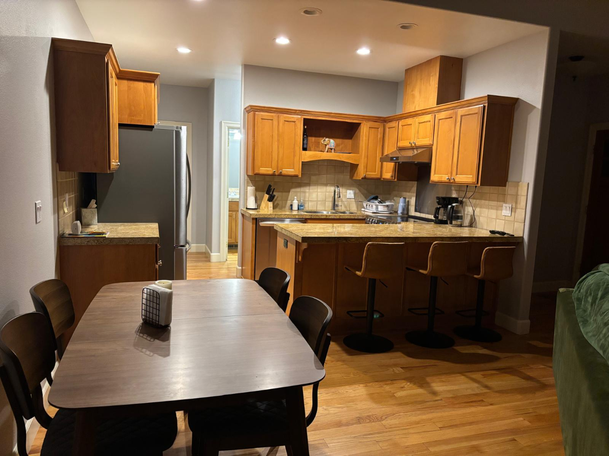 Bend Townhome - Photo 5