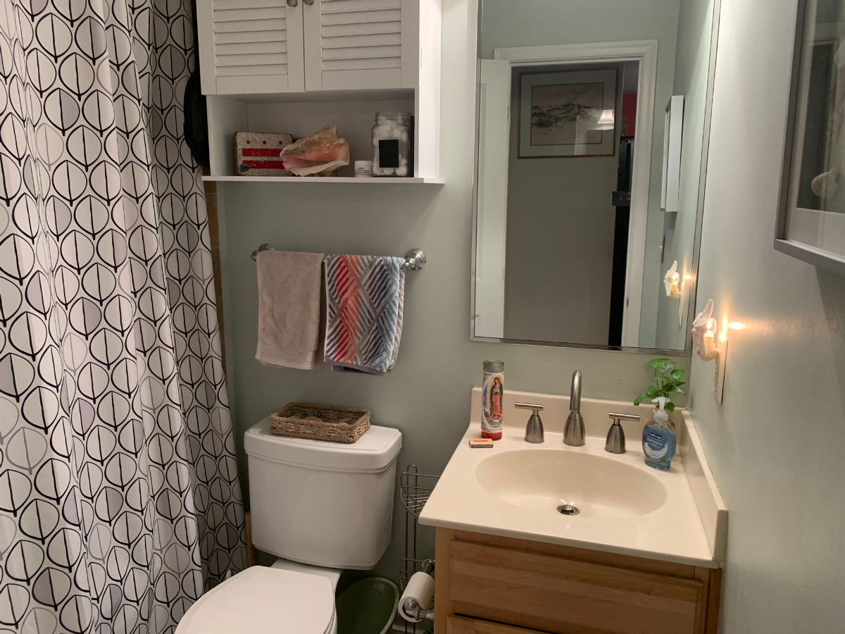 COZY 1 BEDROOM, 1 BATH - Photo 5