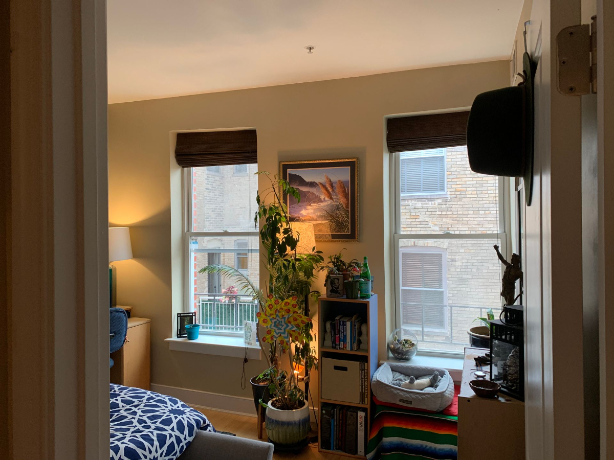 COZY 1 BEDROOM, 1 BATH - Photo 9