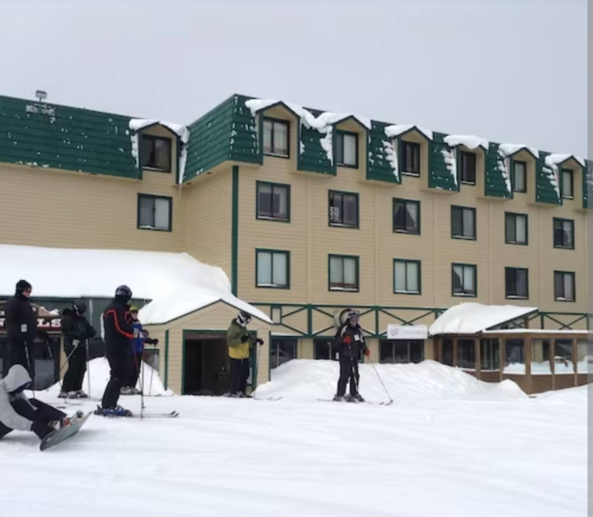 A Walk In the Clouds-Ski In/Out Condo at Snowshoe - Photo 9
