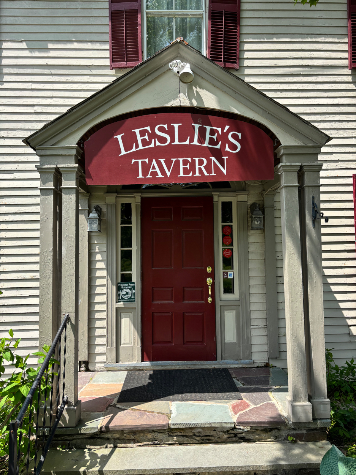 Studio at Leslies Tavern - Photo 5