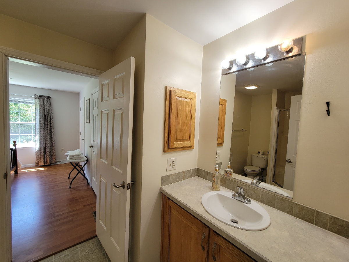 3 bdrm - Photo 9