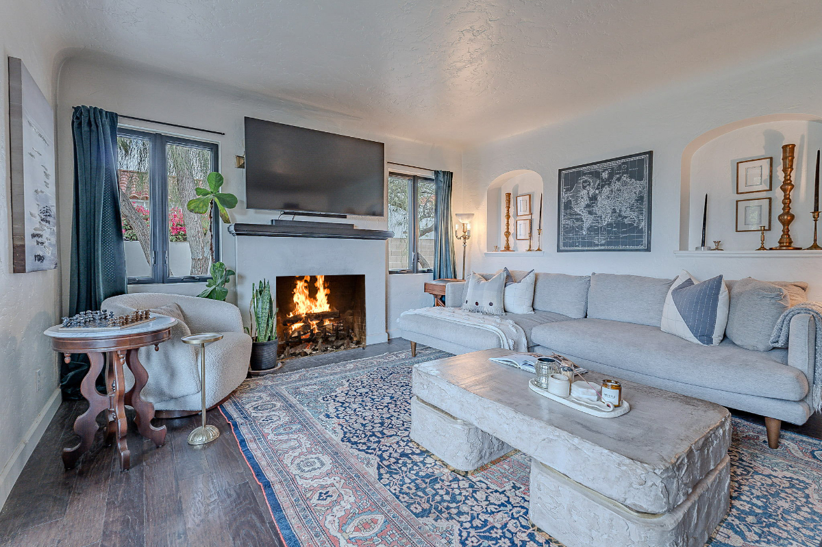 Charming French Provincial Home Close To Hospitals and Walking Distance from Downtown