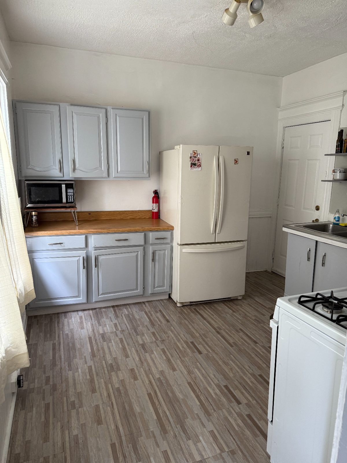 Rooms for Rent - Photo 8