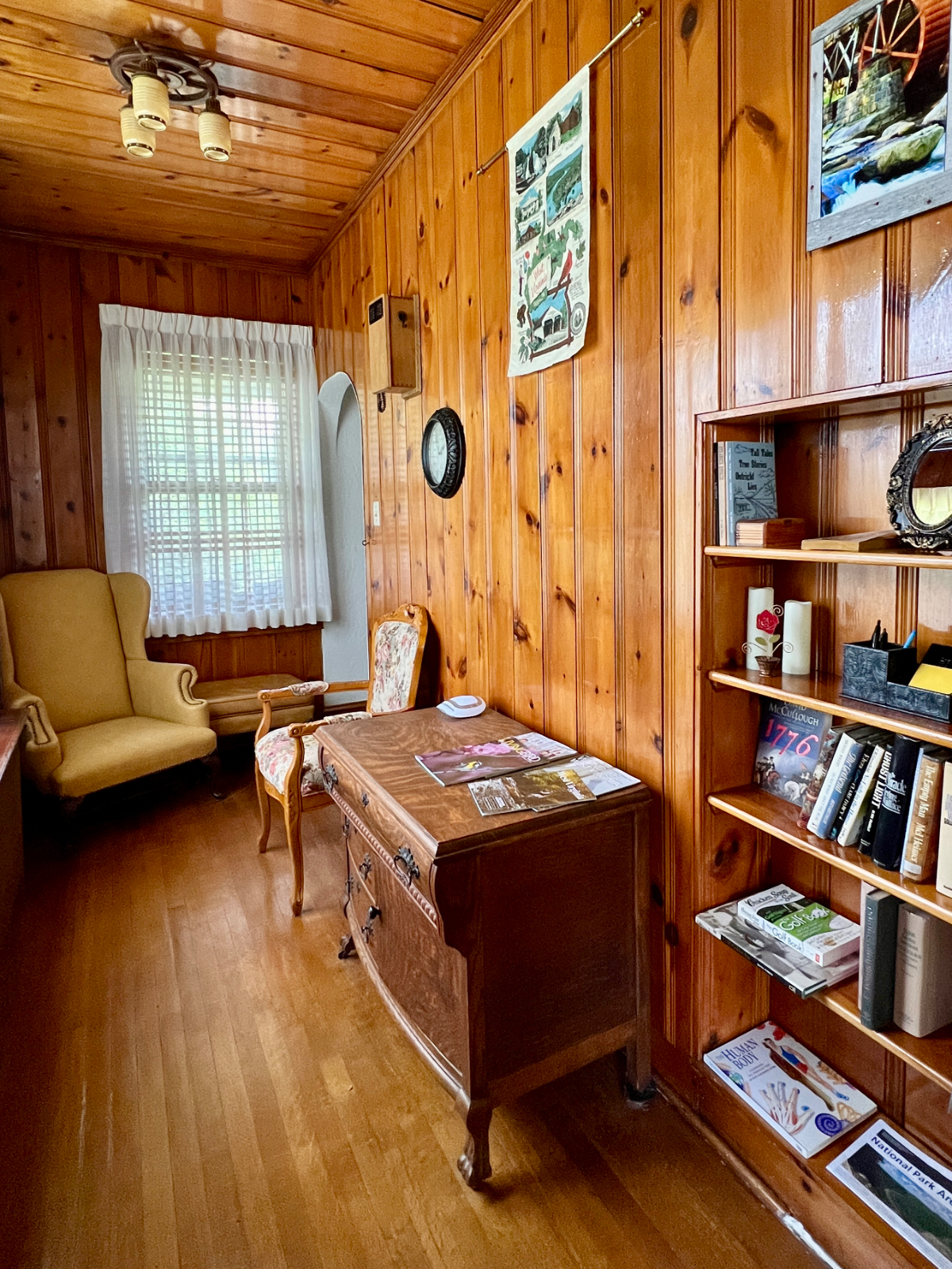 Private Rooms, Shared House - Quiet, Affordable & Furnished Room 1 - Photo 11