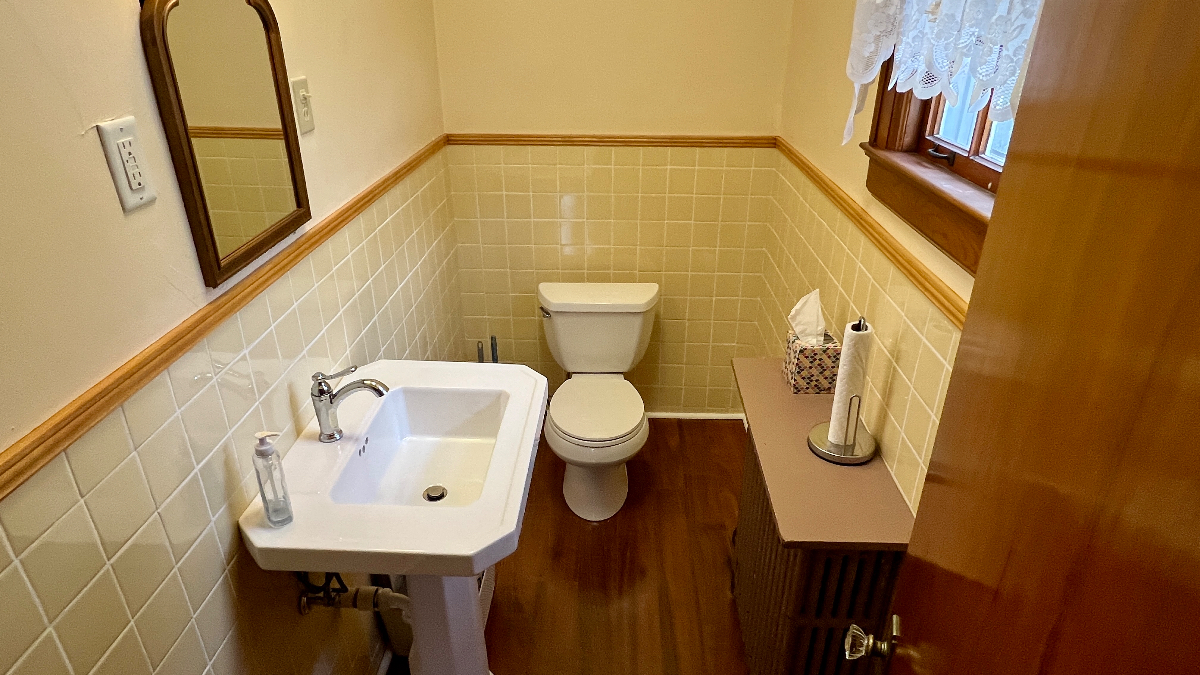 Private Rooms, Shared House - Quiet, Affordable & Furnished Room 1 - Photo 9