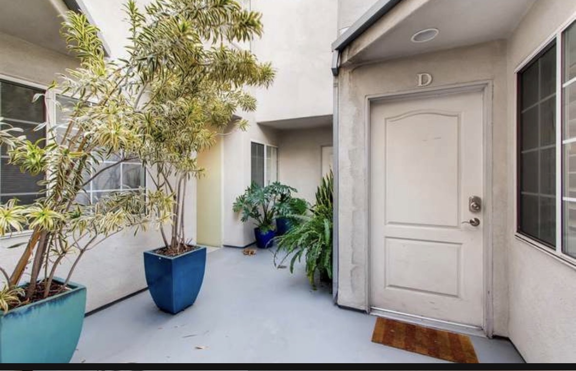 Comfortable, Furnished UNIVERSITY HEIGHTS Home - Ideal for Traveling/Remote Professionals - Photo 2