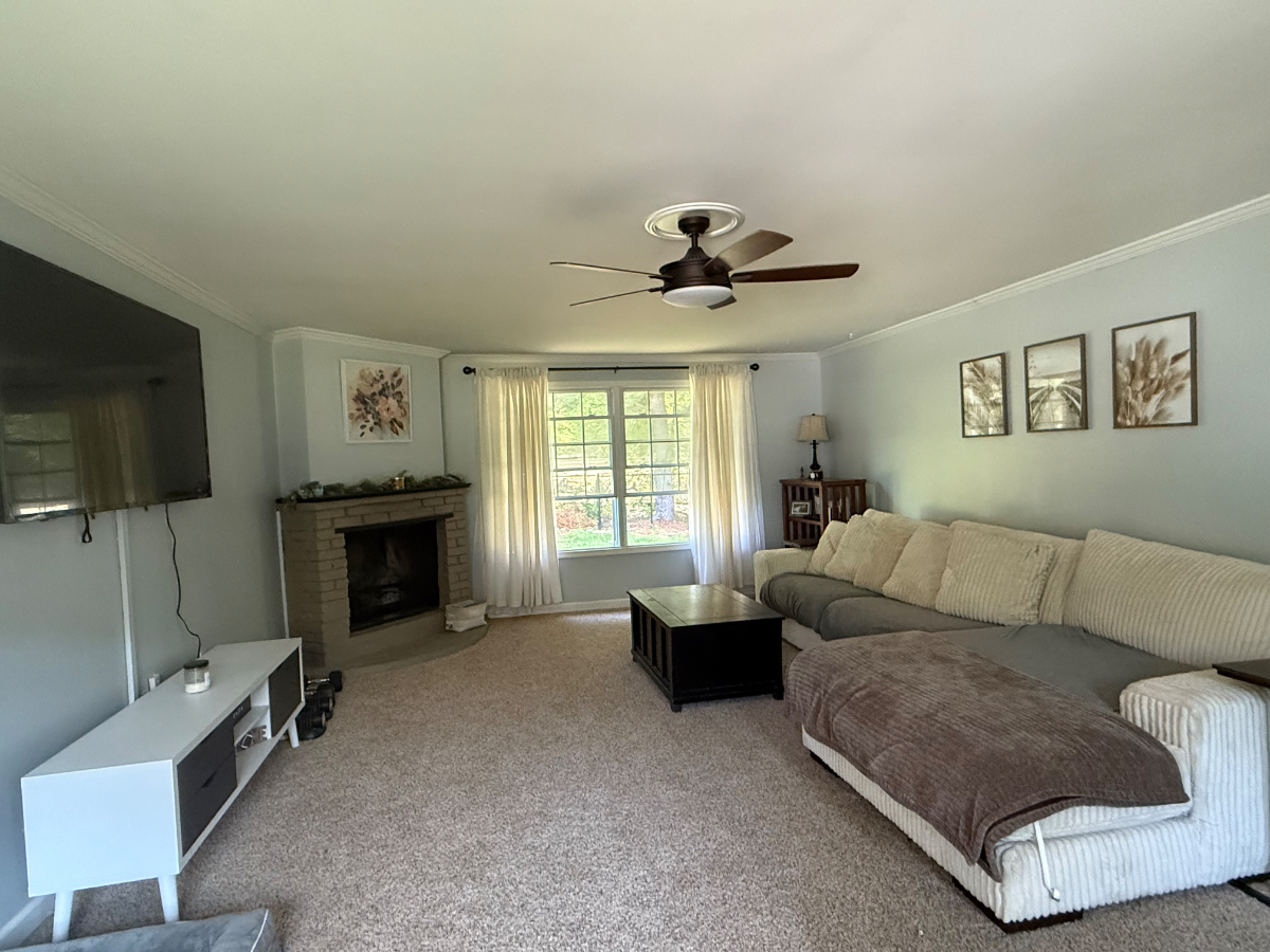 2Bedroom/1Bath Home fully furnished - Photo 2