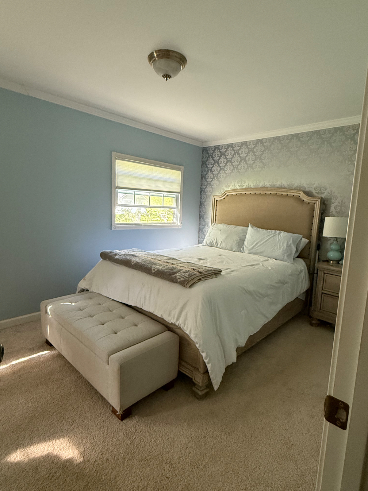 2Bedroom/1Bath Home fully furnished - Photo 3