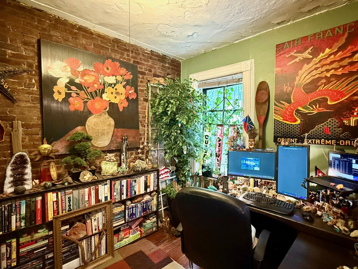 Lovely 1BR West Village Brownstone Holiday Sublet - Workspace & Eat-In Kitchen - Photo 4