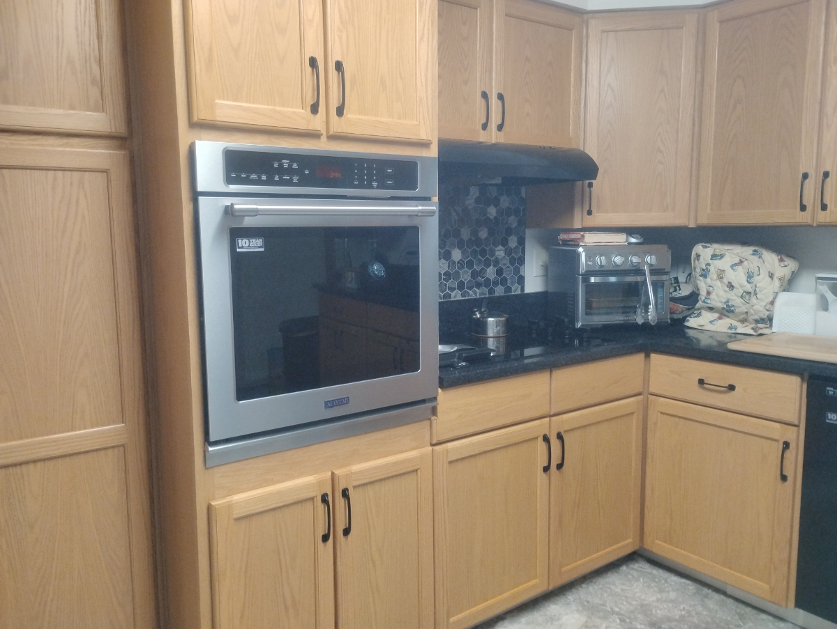 Quiet Eastside Room in a House For Traveling Nurses - Shared Living Areas, All Comforts Included, 3. - Photo 10