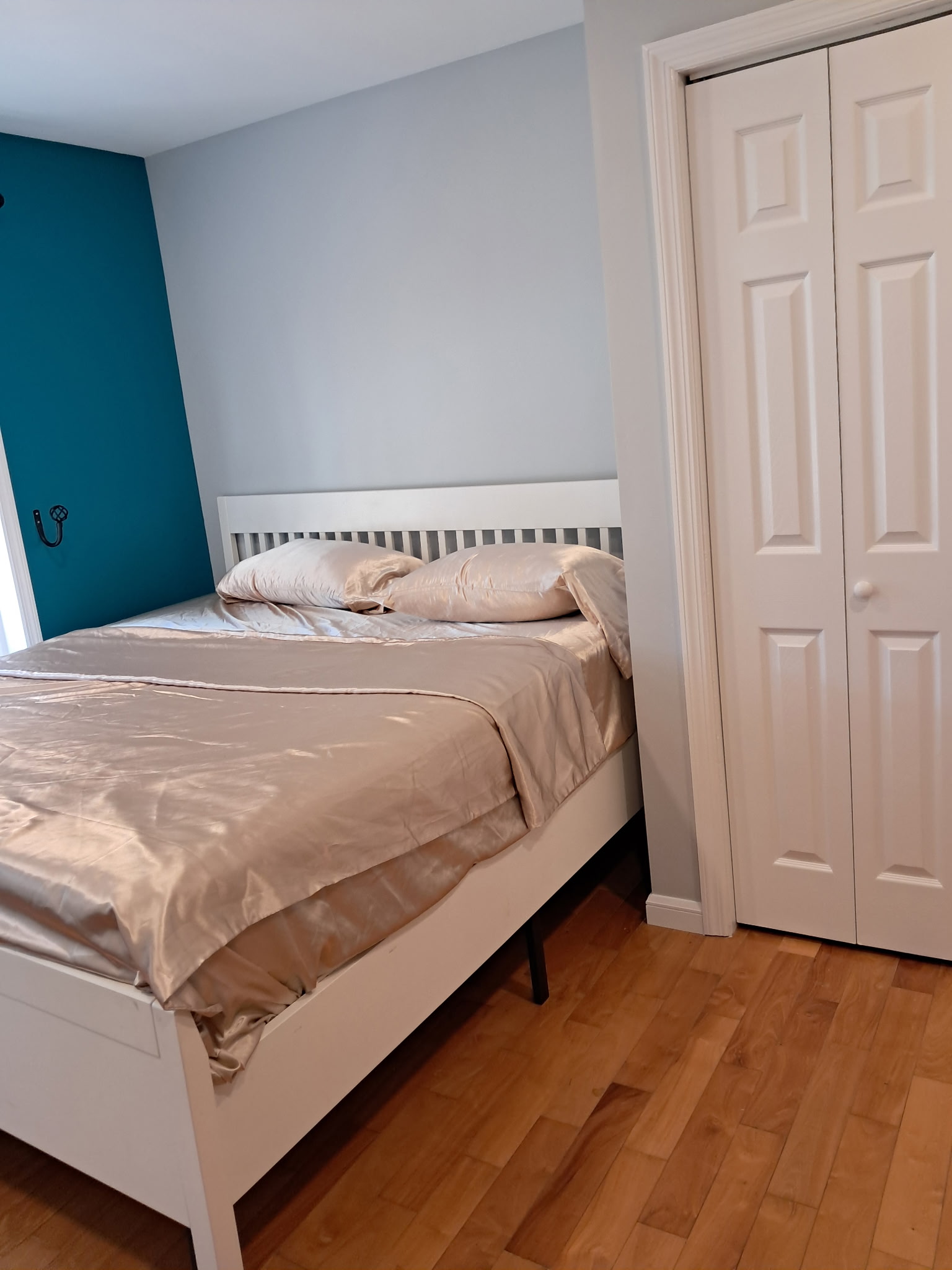 Bright, Peaceful and Renovated Room in Ranch... - Photo 2