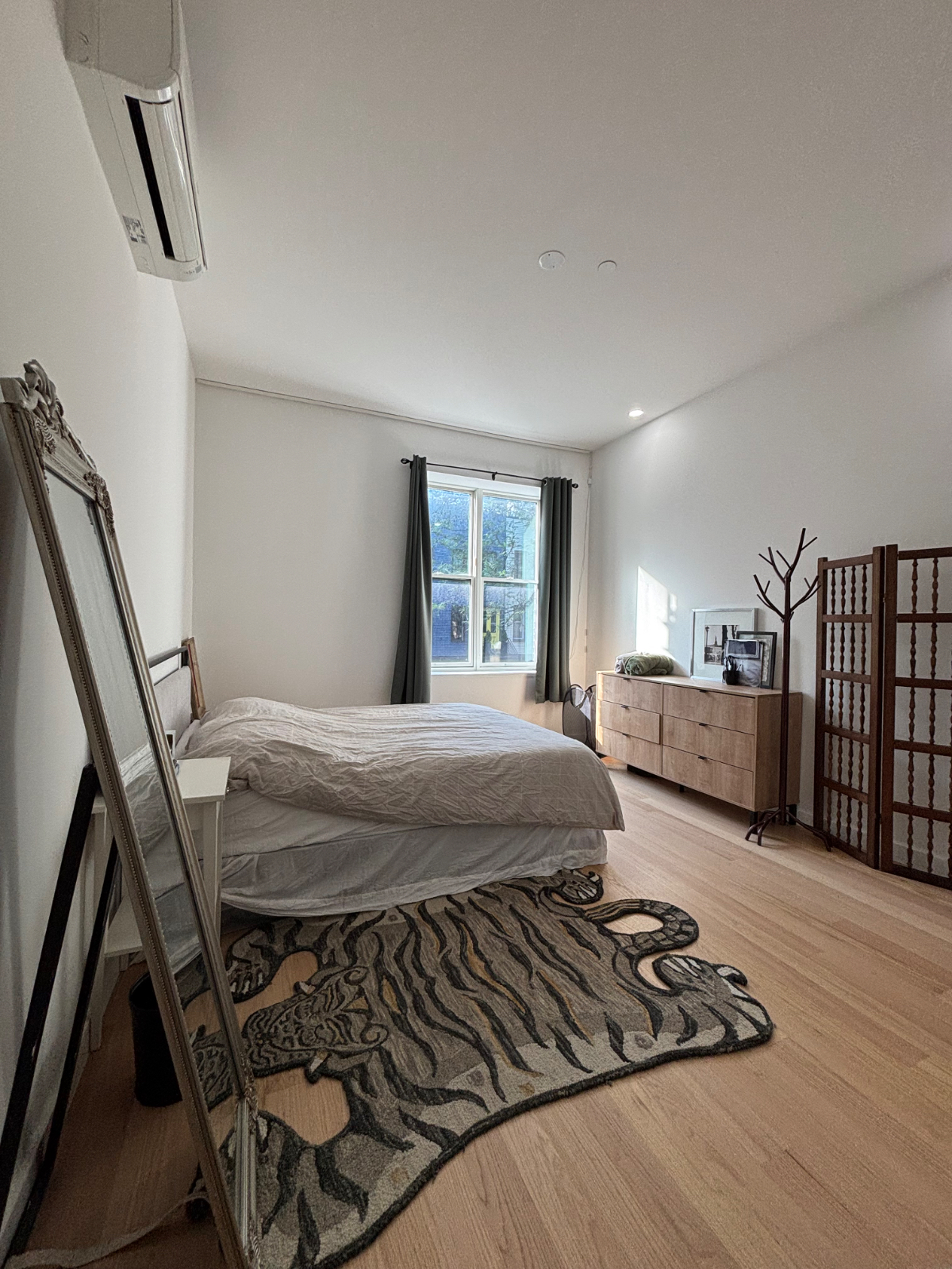 Large modern Brooklyn 1 Br w/ in-unit Laundry + Gym - Photo 11