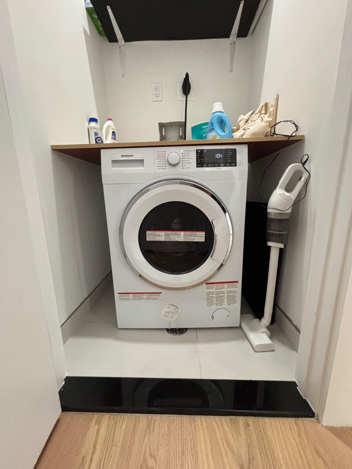 Large modern Brooklyn 1 Br w/ in-unit Laundry + Gym - Photo 8