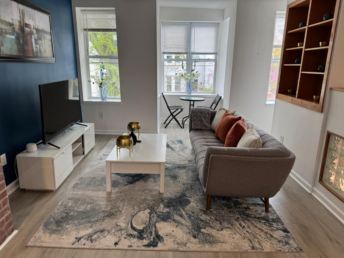 Beautiful Condo NW DC (Shaw/Bloomingdale) w/ Private Parking - Photo 2