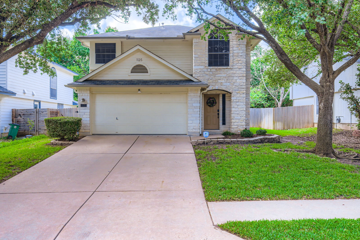 TCH - Cozy 3bd/2.5ba home in Austin with Workspace - Photo 1