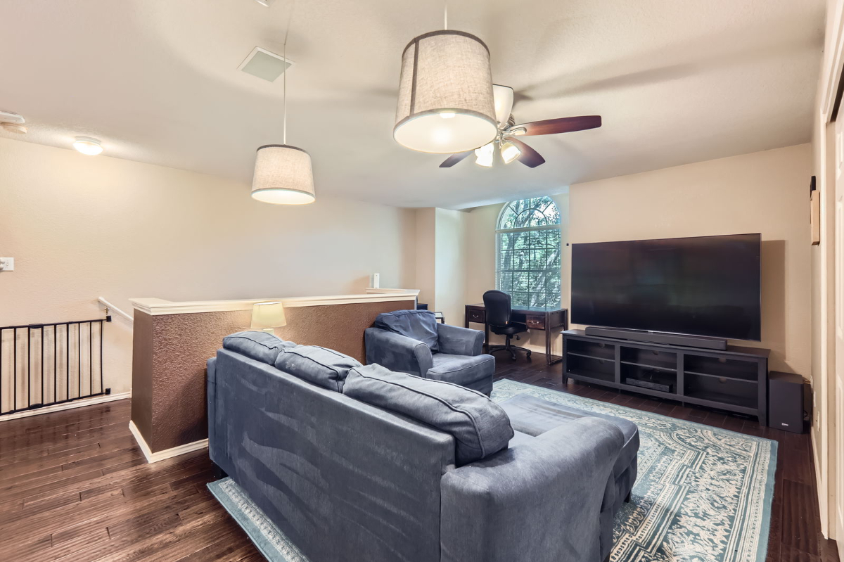 TCH - Cozy 3bd/2.5ba home in Austin with Workspace - Photo 8